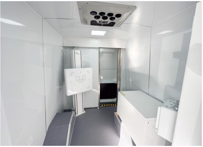 公衛(wèi)DR車-DR體檢車移動(dòng)式DR拍攝服務(wù)圖片5 公衛(wèi)DR車-DR體檢車移動(dòng)式DR拍攝服務(wù)圖片5